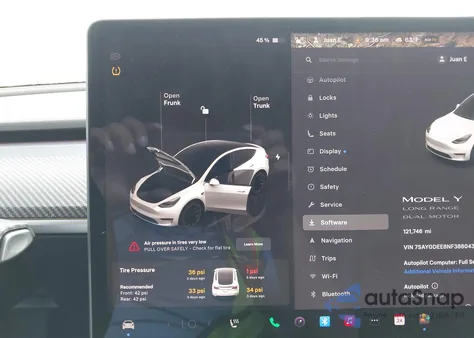 2022 Tesla Model Y Long Range Dual Motor All-Wheel Drive z USA, uszkodzony, nr VIN 7SAYGDEE8NF386043